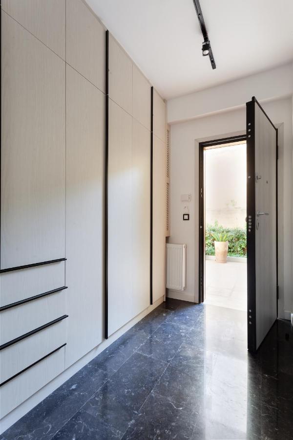 Seaside Apartment By Flisvos Marina Athén Kültér fotó