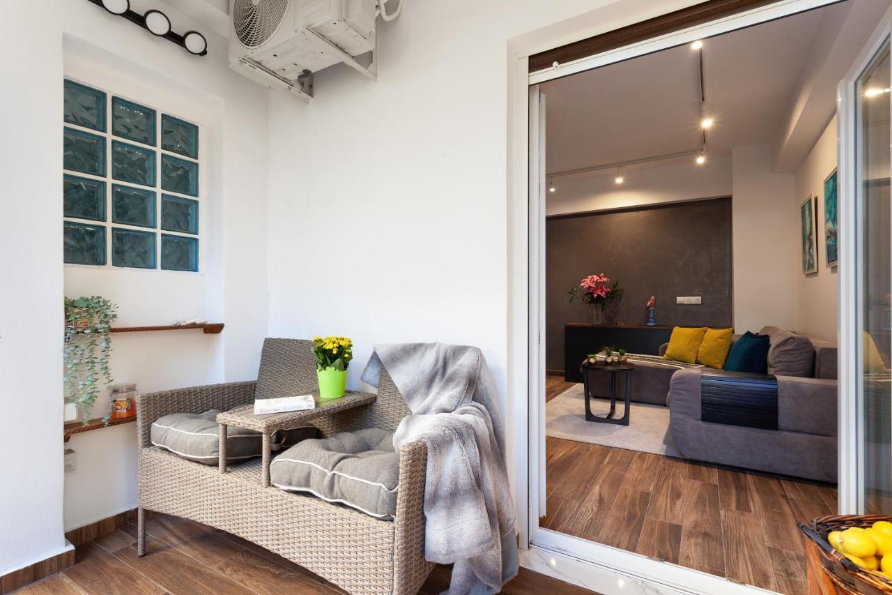 Seaside Apartment By Flisvos Marina Athén Kültér fotó