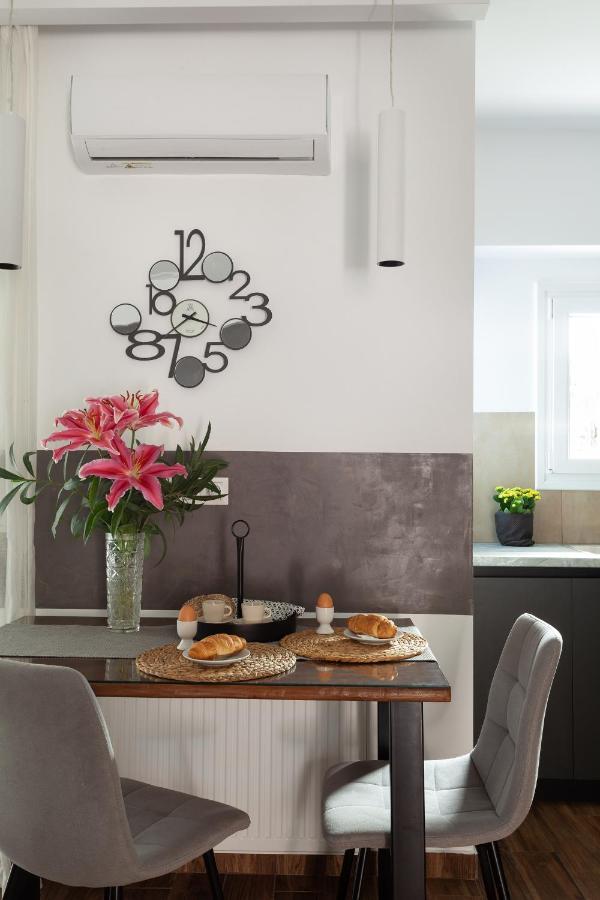 Seaside Apartment By Flisvos Marina Athén Kültér fotó